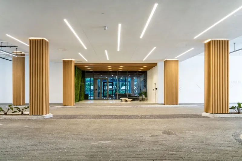 Luminaire West Palm Beach, West Palm Beach, image 3 of 32