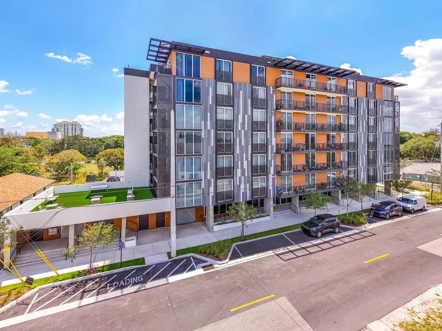 Mount Hermon Apartments, Fort Lauderdale, image 3 of 6