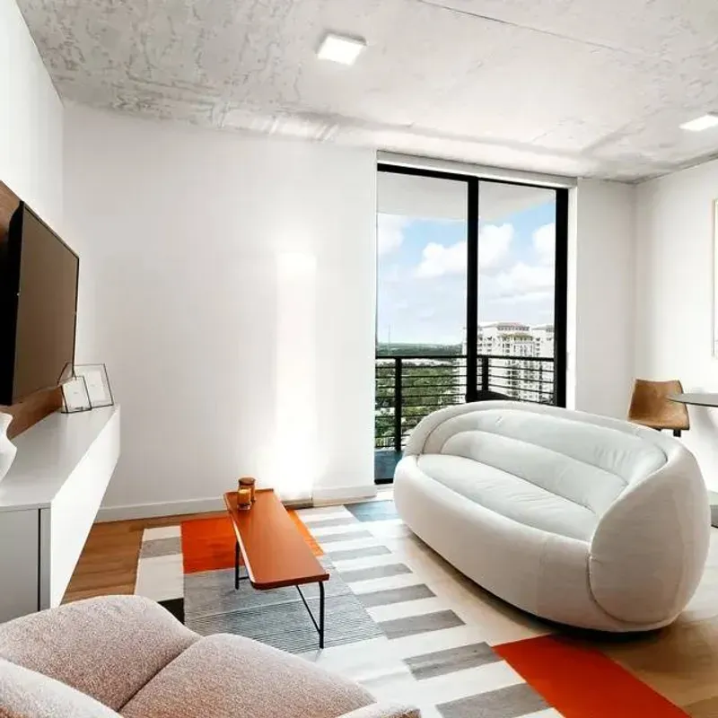 Rivr Lofts, Fort Lauderdale, image 2 of 10