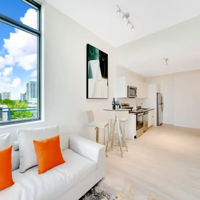 Nine Hollywood, Hollywood Beach, image 3 of 8