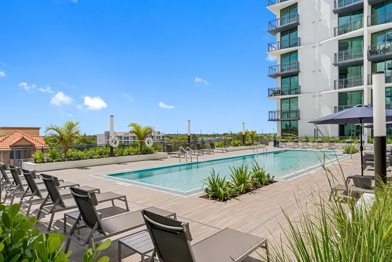 Nine Hollywood, Hollywood Beach, image 5 of 8