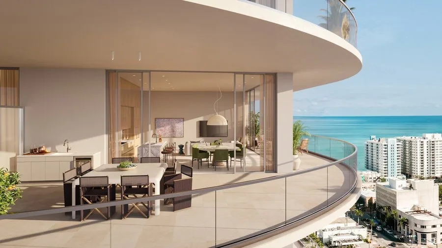 72 Carlyle Miami Beach, Miami Beach, image 3 of 8