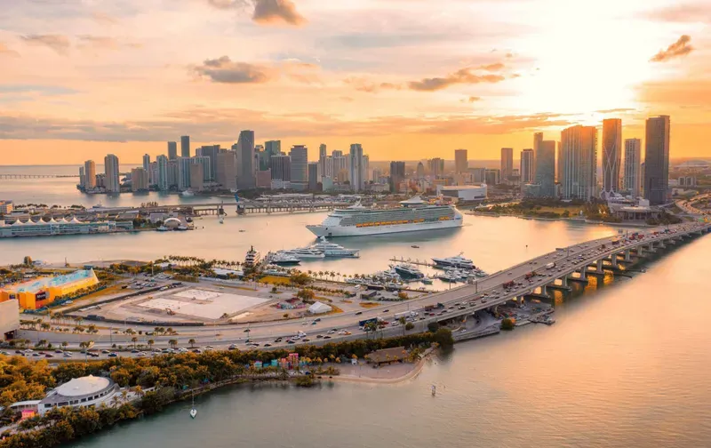Gale Miami Hotel and Residences, Miami, image 6 of 20