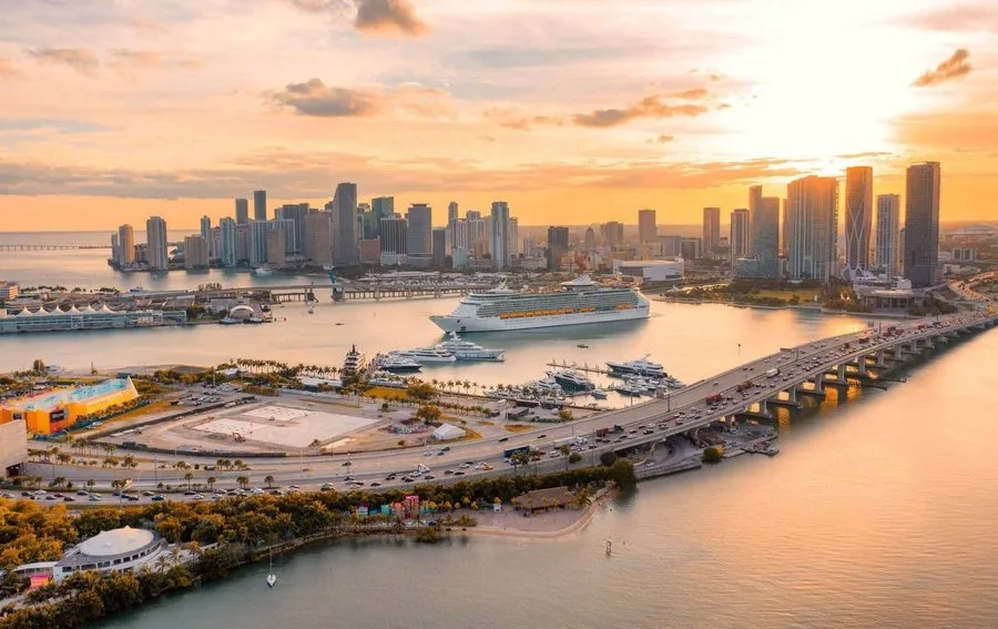 Gale Miami Hotel and Residences, Miami, image 7 of 20