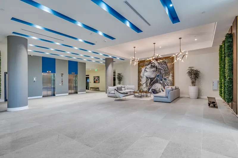 Residences at SoMi Parc, Miami, image 2 of 7