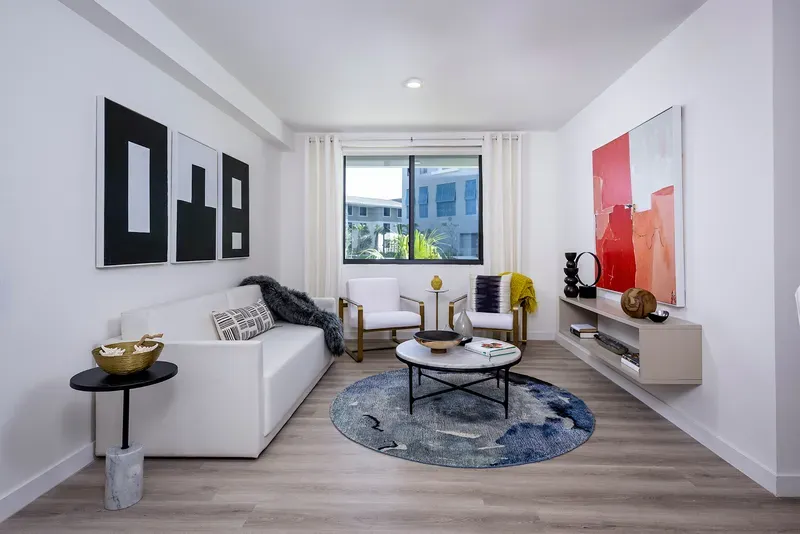 Residences at SoMi Parc, Miami, image 5 of 7