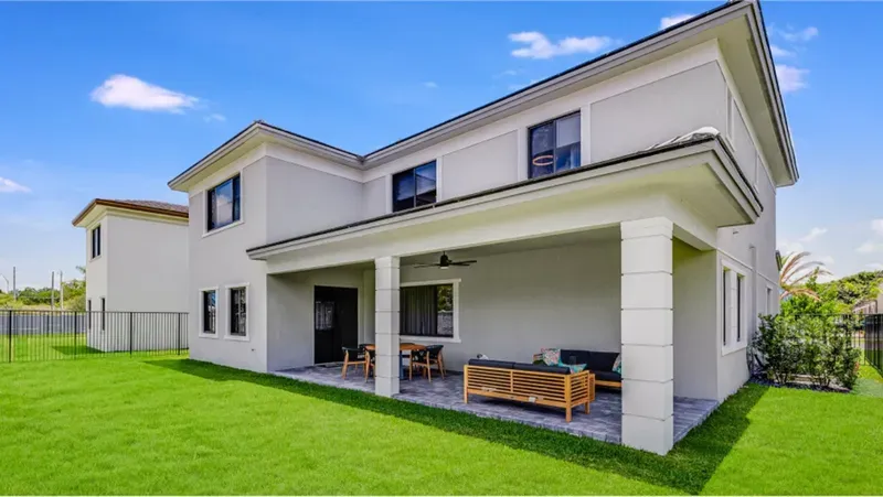 Killian Grove, Miami, image 9 of 18