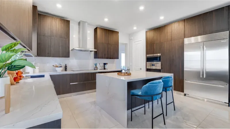 Killian Grove, Miami, image 16 of 18